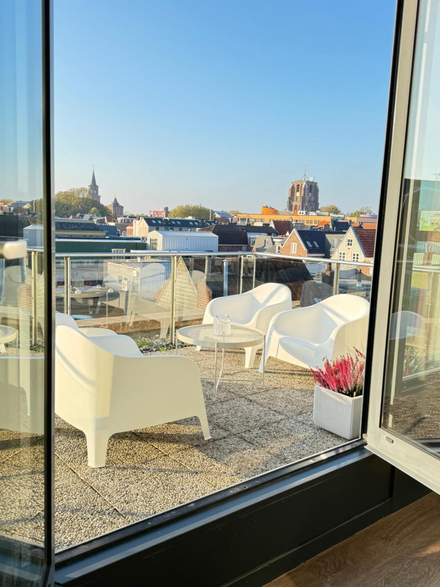 Stadslogies In Leeuwarden Bagian luar foto